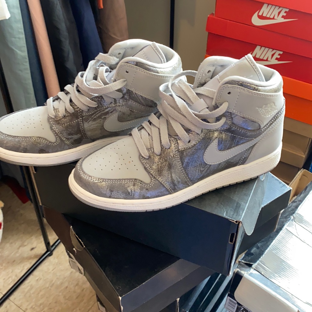 Air Jordan 1